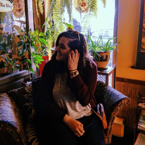 Meet your Posher, Katie - Picture 1 of 1